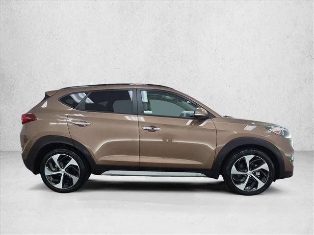 Used 2017 Hyundai Tucson Limited w/ Limited Ultimate Package 03 FWD image 4