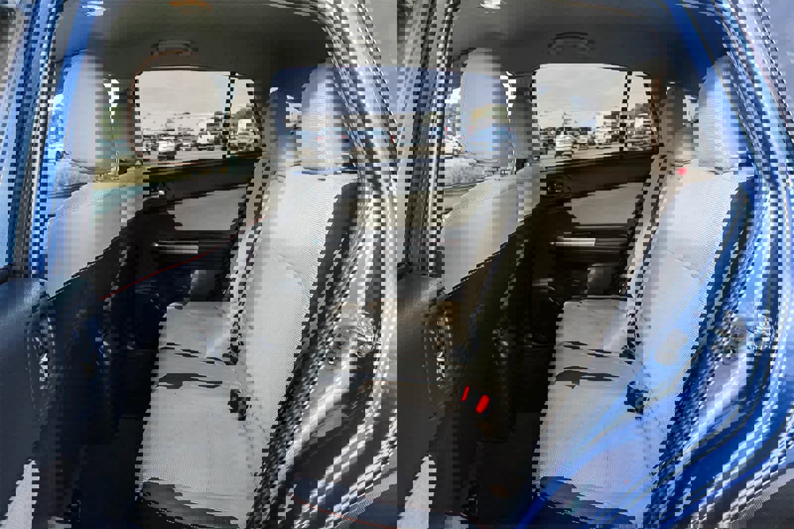 Used 2016 Subaru Crosstrek Hybrid w/ Popular Package #1 image 18