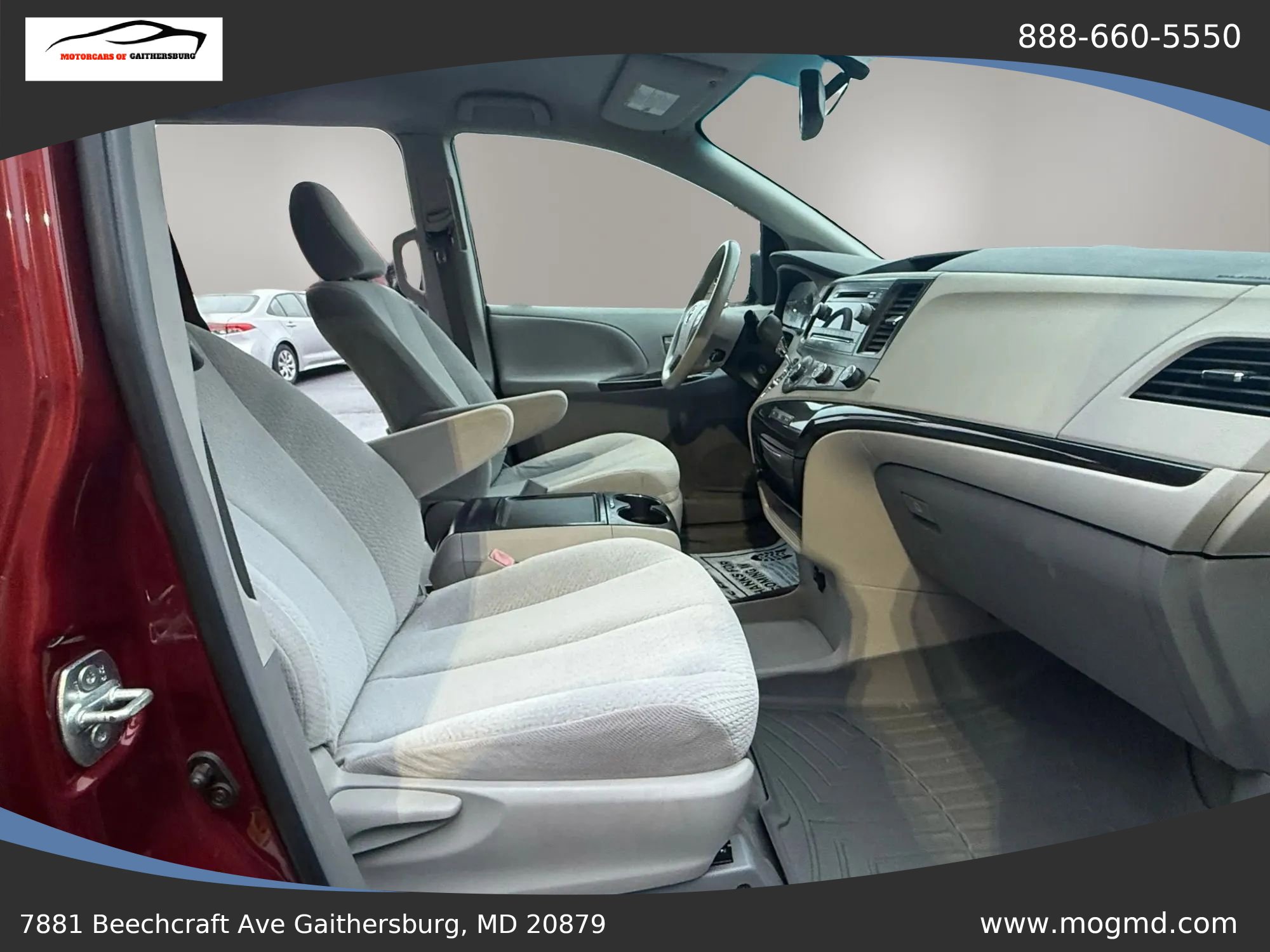 Used 2012 Toyota Sienna LE image 12