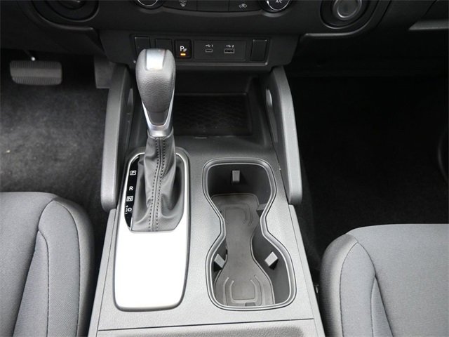 Used 2025 Nissan Frontier S w/ S Utility Package image 9