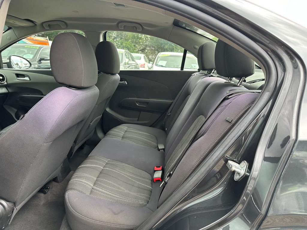 Used 2014 Chevrolet Sonic LT FWD image 15