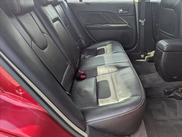 Used 2010 Ford Fusion Sport FWD image 21