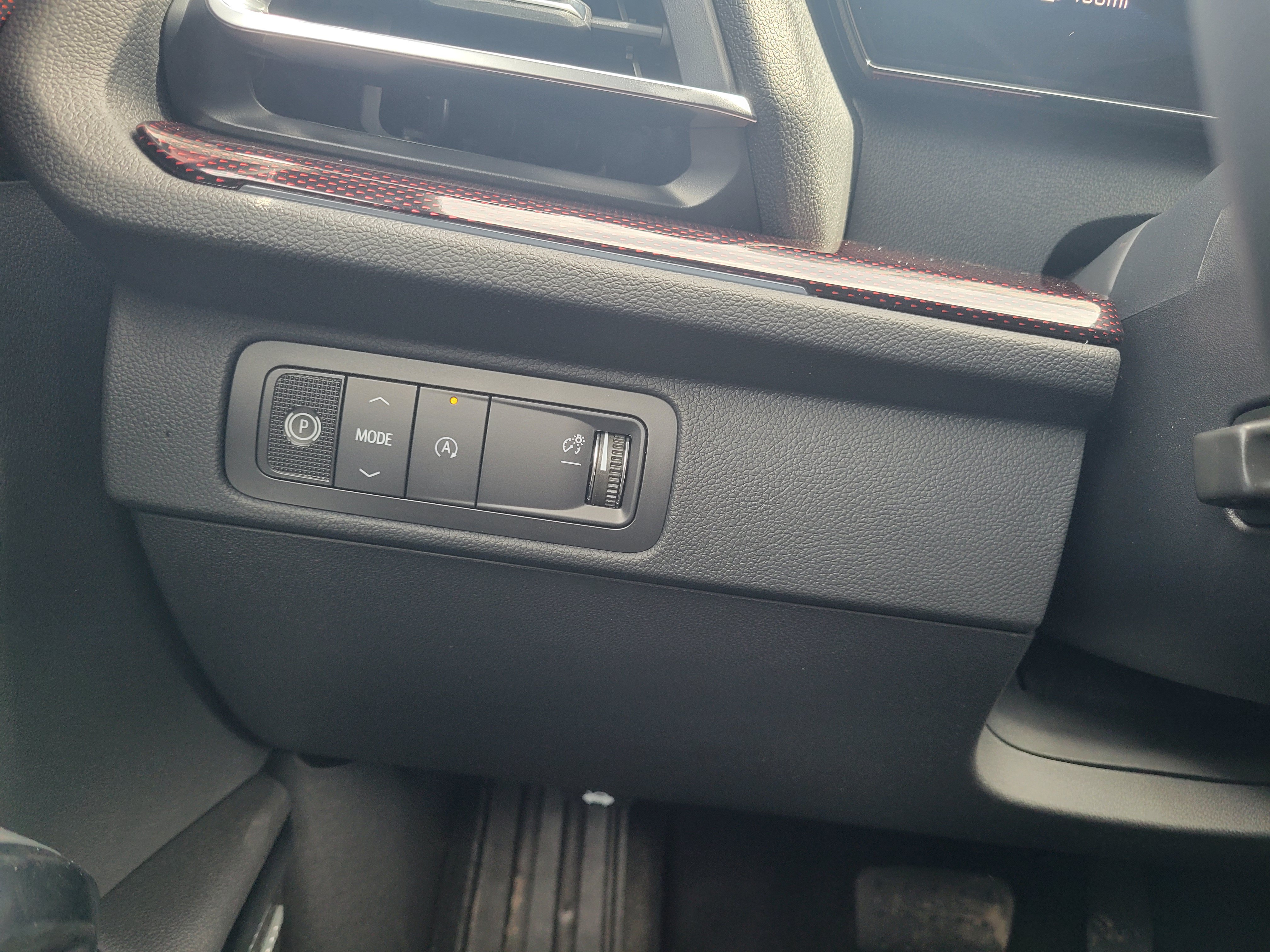 New 2027 Chevrolet Traverse RS w/ LPO, Floor Liner Package FWD image 15