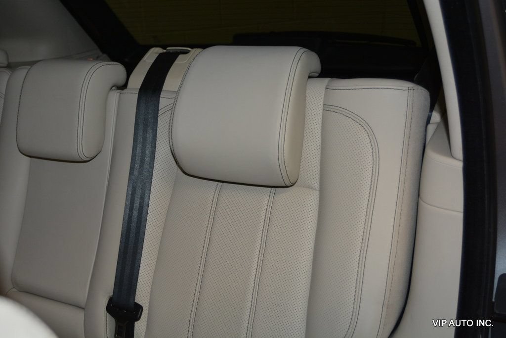 Used 2012 Land Rover Range Rover Sport Supercharged AWD/4WD image 24