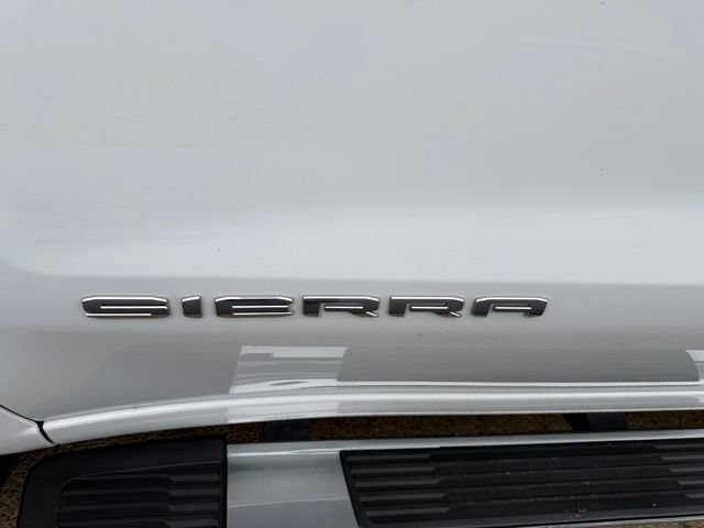 Used 2022 GMC Sierra 1500 SLT w/ SLT Premium Plus Package AWD/4WD image 8