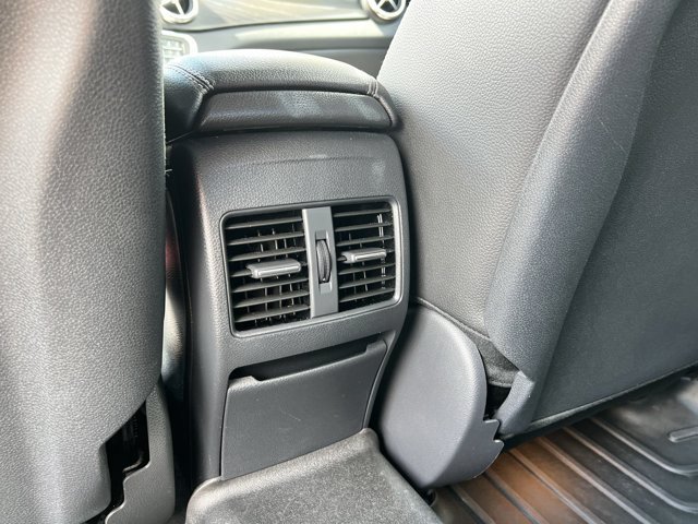 Used 2018 Mercedes-Benz CLA 250 4MATIC image 22