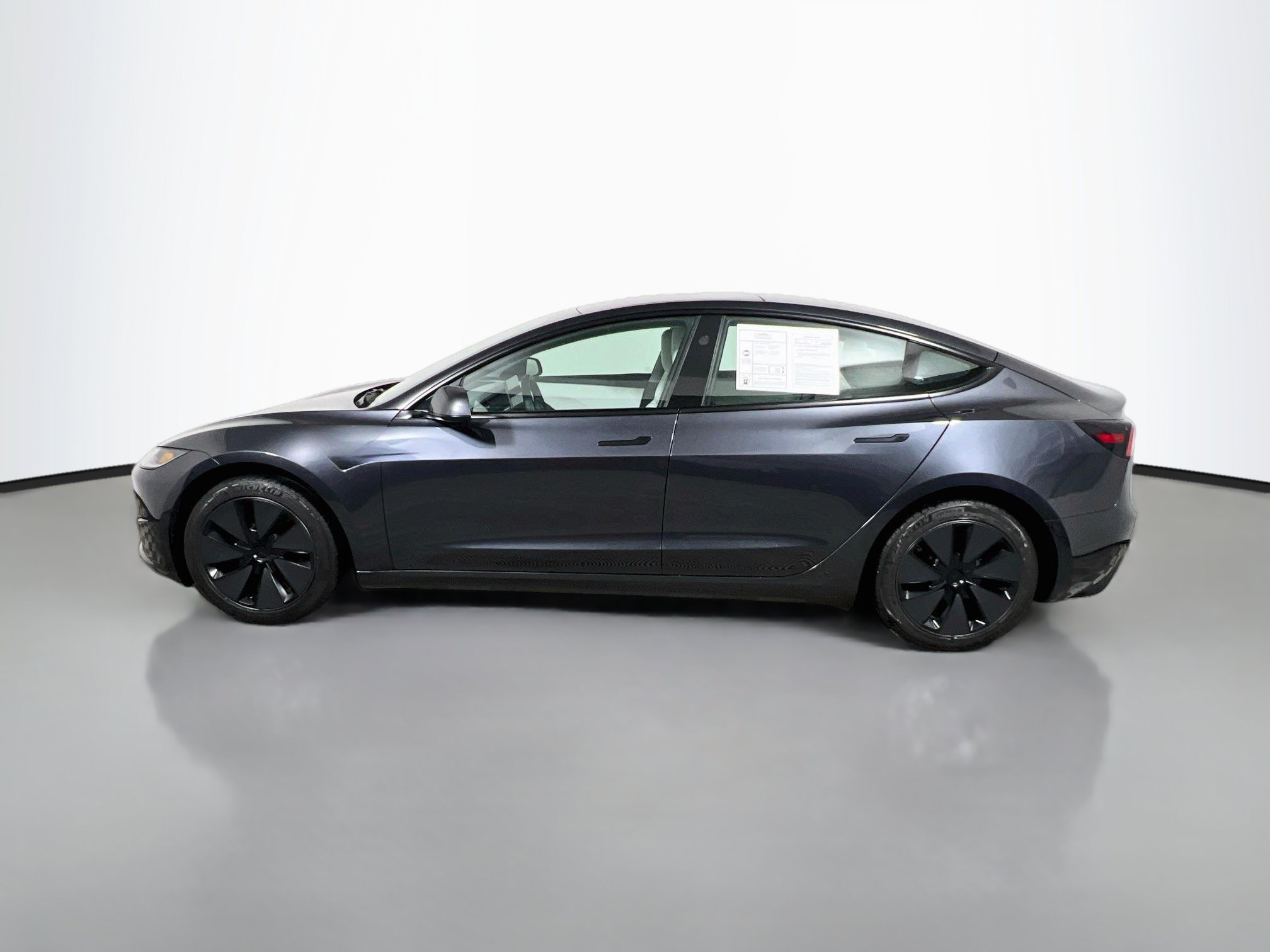 Used 2025 Tesla Model 3 RWD image 9