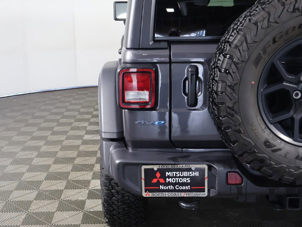 Used 2025 Jeep Wrangler Unlimited Sport S 4xe AWD/4WD image 13