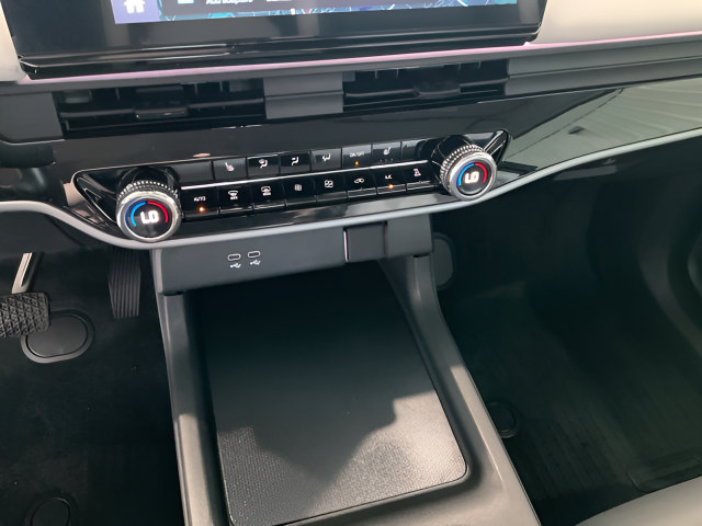 Used 2025 Honda Prologue Touring image 19