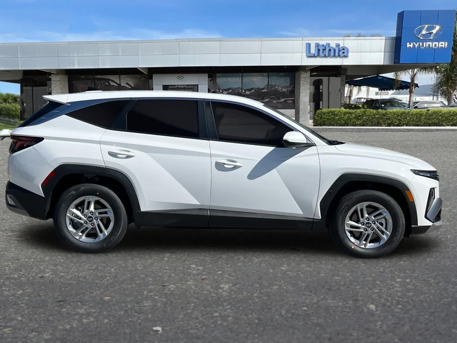 New 2026 Hyundai Tucson SE FWD image 8