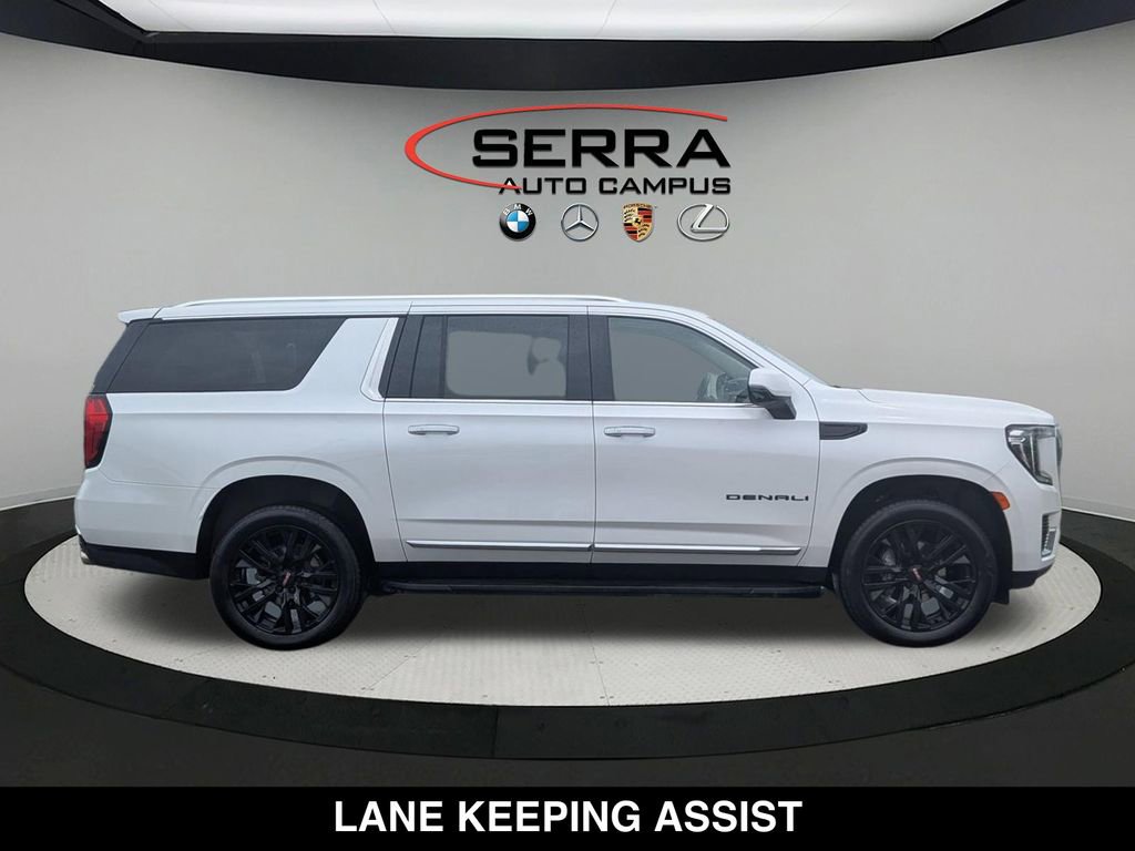 Used 2023 GMC Yukon XL Denali AWD/4WD image 15
