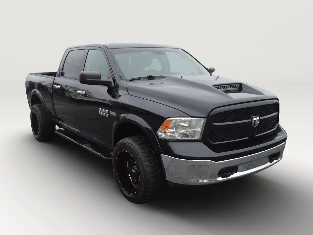 Used 2014 RAM 1500 Outdoorsman image 12
