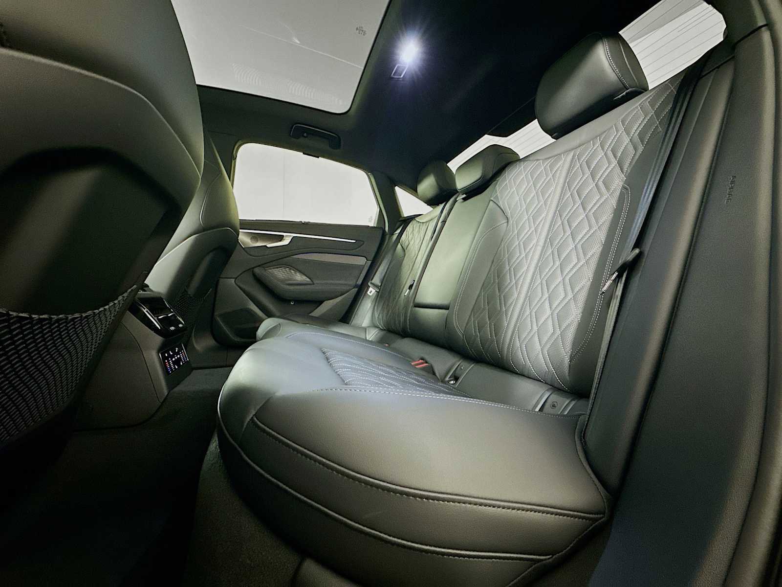 New 2026 Audi A6 Prestige image 22