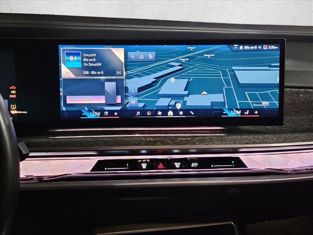 Certified 2024 BMW i7 eDrive50 w/ M Sport Package RWD image 14
