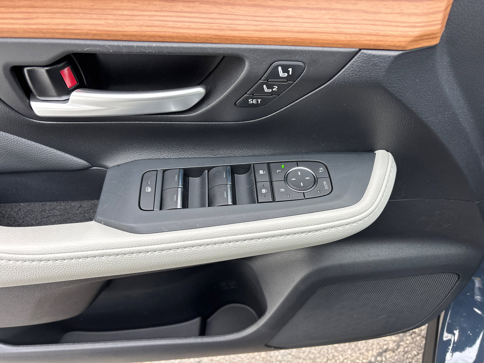 Used 2026 Toyota Grand Highlander AWD image 13