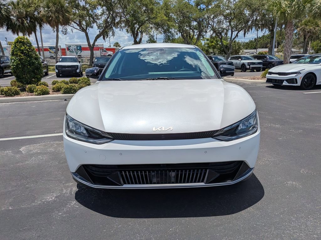 Certified 2022 Kia EV6 Wind w/ Wind Technology Package AWD/4WD image 3