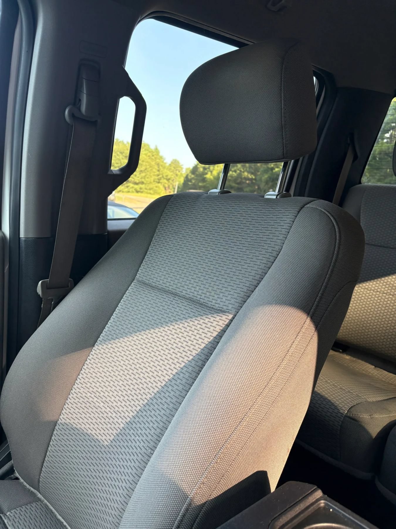 Used 2018 Ford F250 XLT w/ XLT Premium Package AWD/4WD image 25