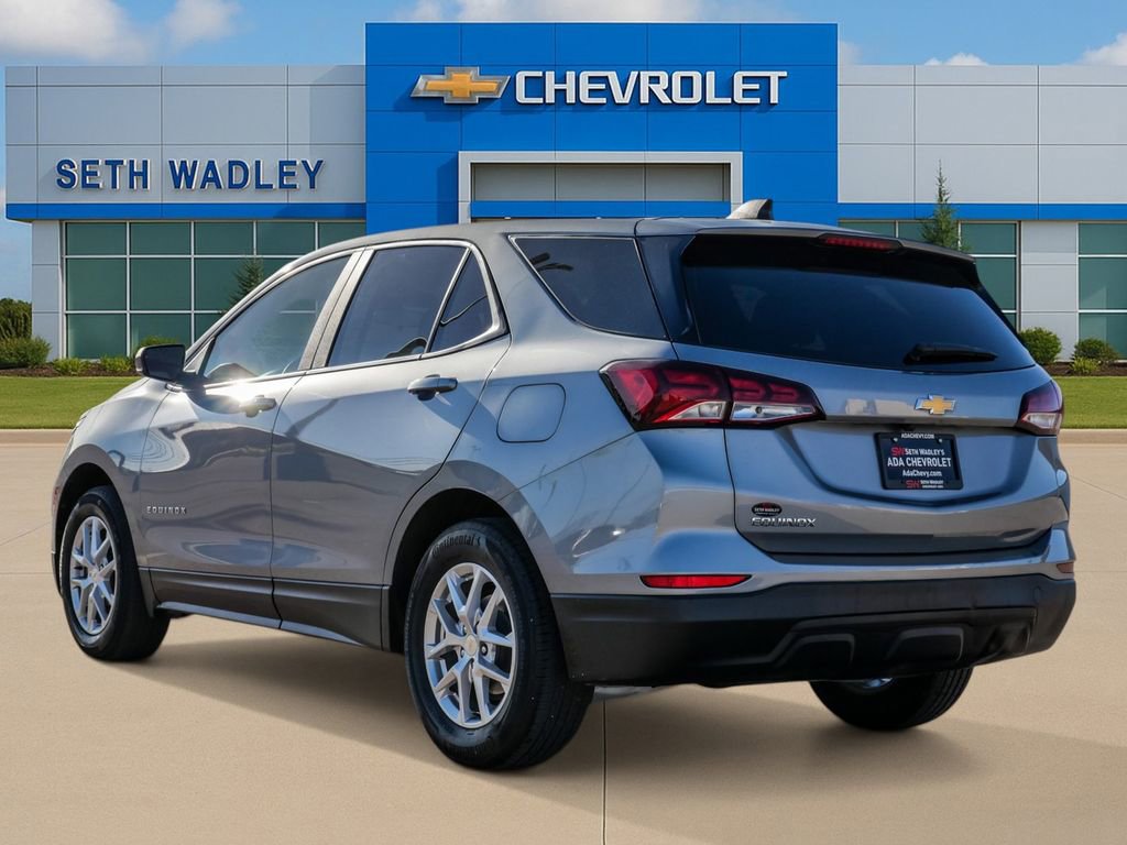 Used 2023 Chevrolet Equinox LS w/ LS Convenience Package image 5