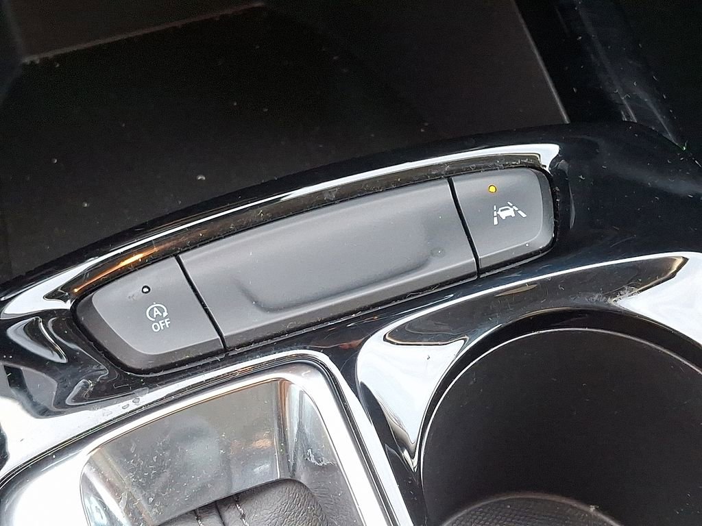 Used 2024 Chevrolet Trax LT w/ Driver Confidence Package image 23