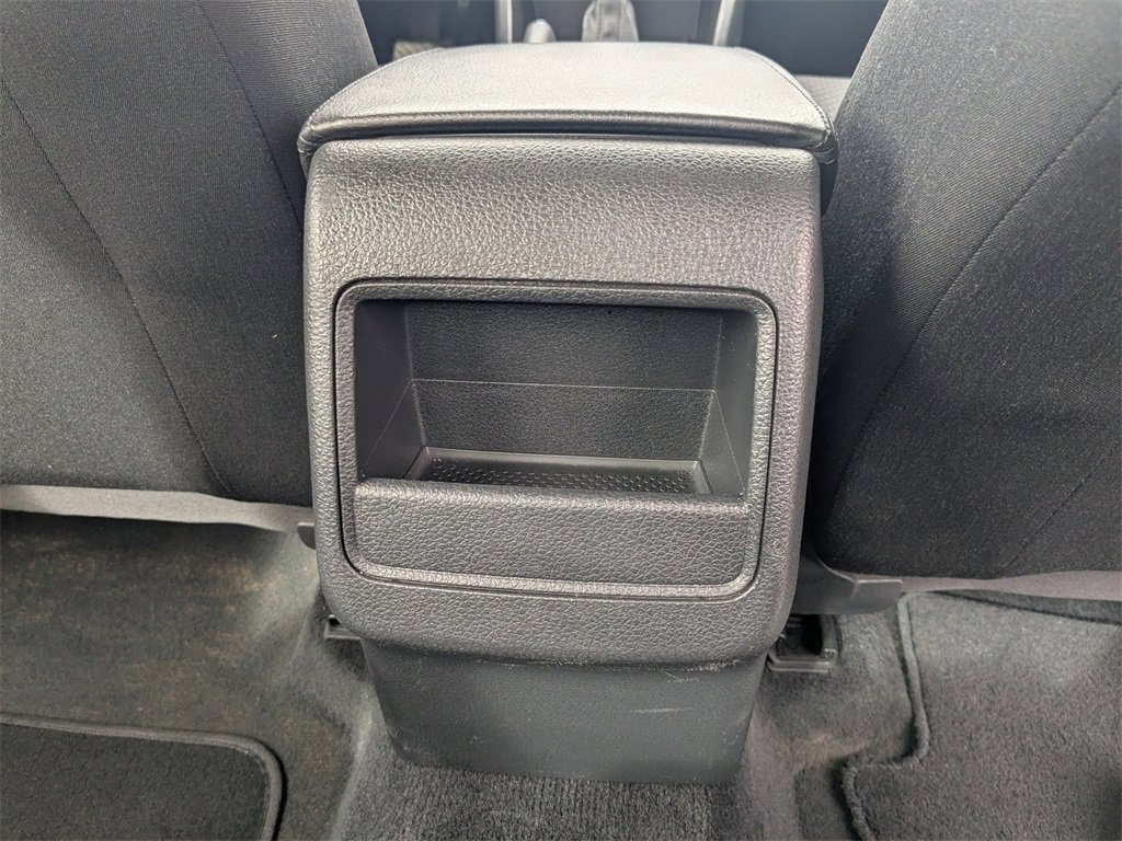 Used 2015 Volkswagen Passat 1.8T Limited Edition image 16