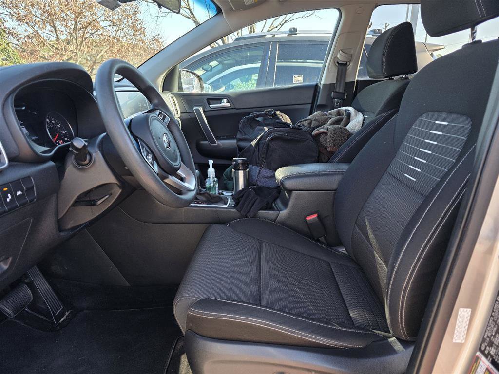 Used 2020 Kia Sportage LX w/ LX Popular Package image 7