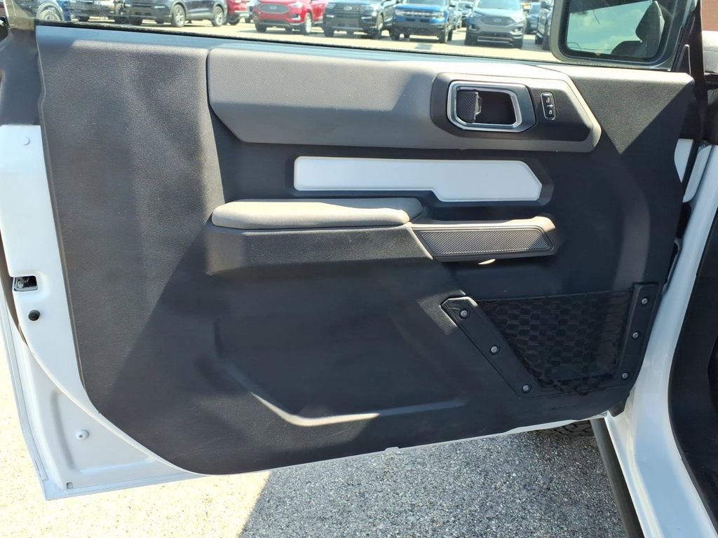 Used 2023 Ford Bronco Black Diamond AWD/4WD image 11