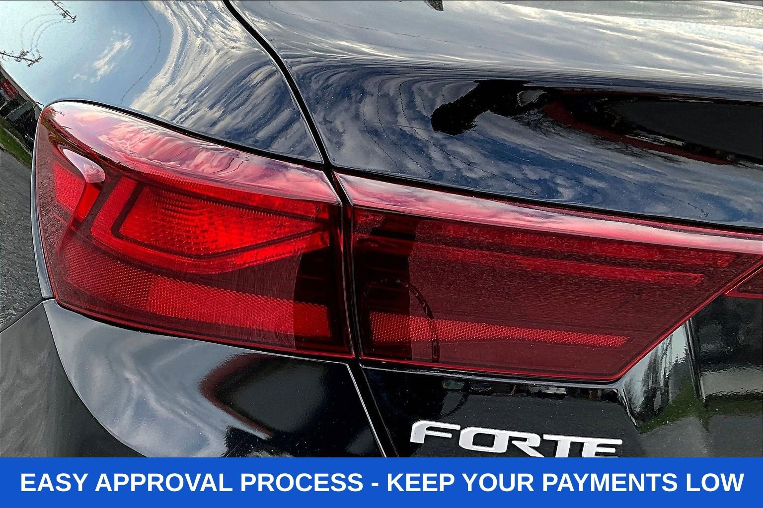 Used 2022 Kia Forte LXS image 29