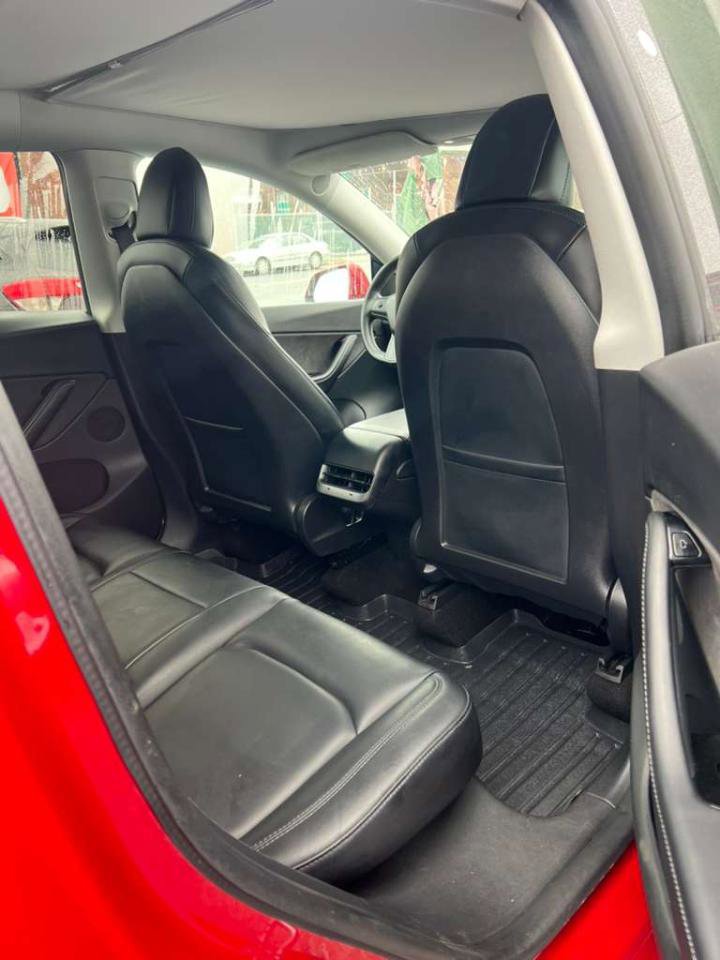 Used 2020 Tesla Model Y Long Range image 8