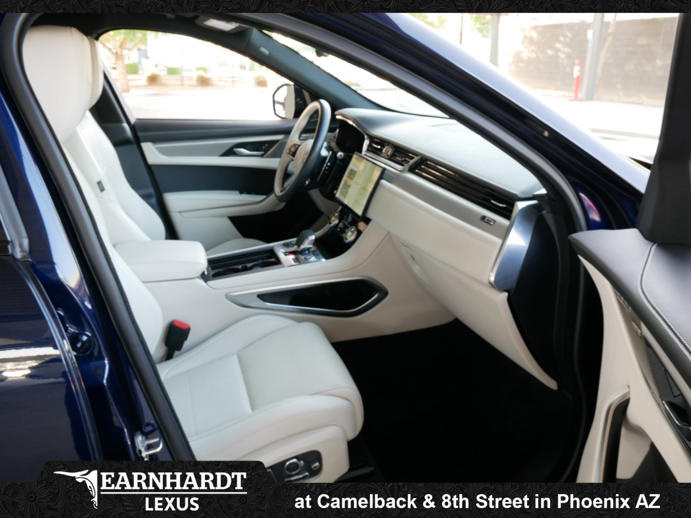 Used 2025 Jaguar F-PACE R-Dynamic S AWD/4WD image 10