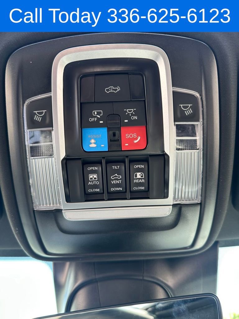 New 2025 RAM 2500 Laramie AWD/4WD image 19