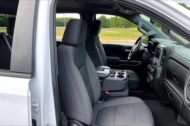 Used 2021 Chevrolet Silverado 1500 LT AWD/4WD image 30