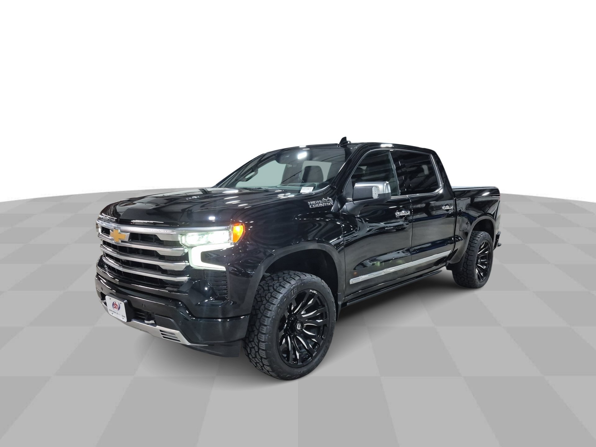 Used 2024 Chevrolet Silverado 1500 High Country w/ High Country Premium Package AWD/4WD image 5