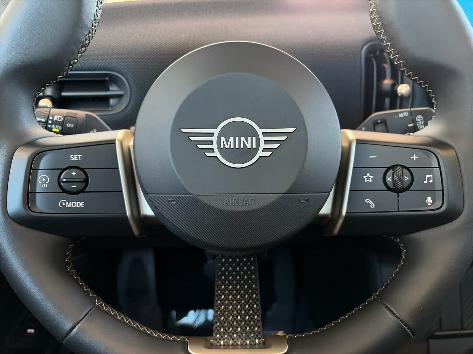 Used 2025 MINI Cooper S FWD image 22
