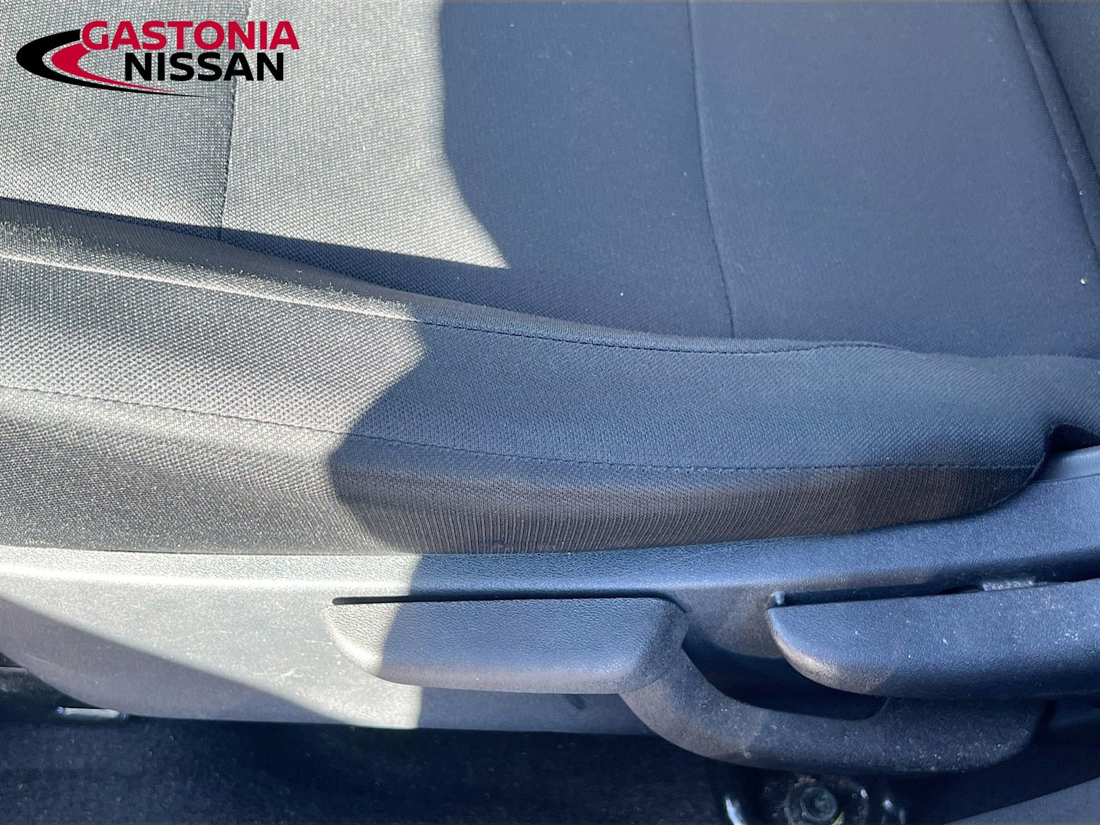 Used 2024 Nissan Kicks S image 23