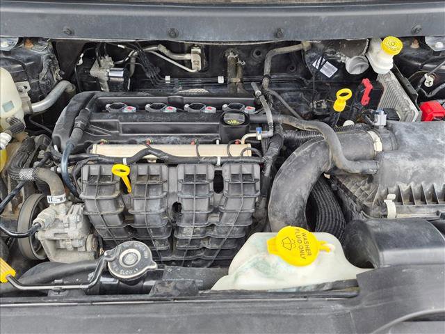 Used 2018 Dodge Journey SE w/ Connectivity Group FWD image 23