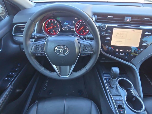 Used 2020 Toyota Camry XSE image 12