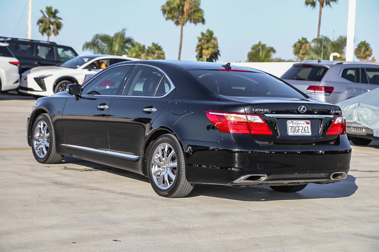 Used 2010 Lexus LS 460 RWD image 5