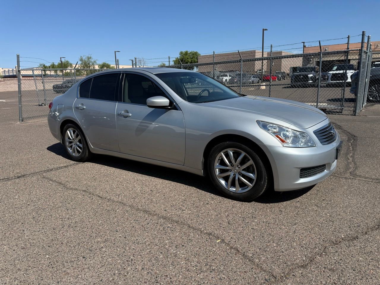 Used 2009 INFINITI G37 Journey w/ Premium Pkg RWD image 3