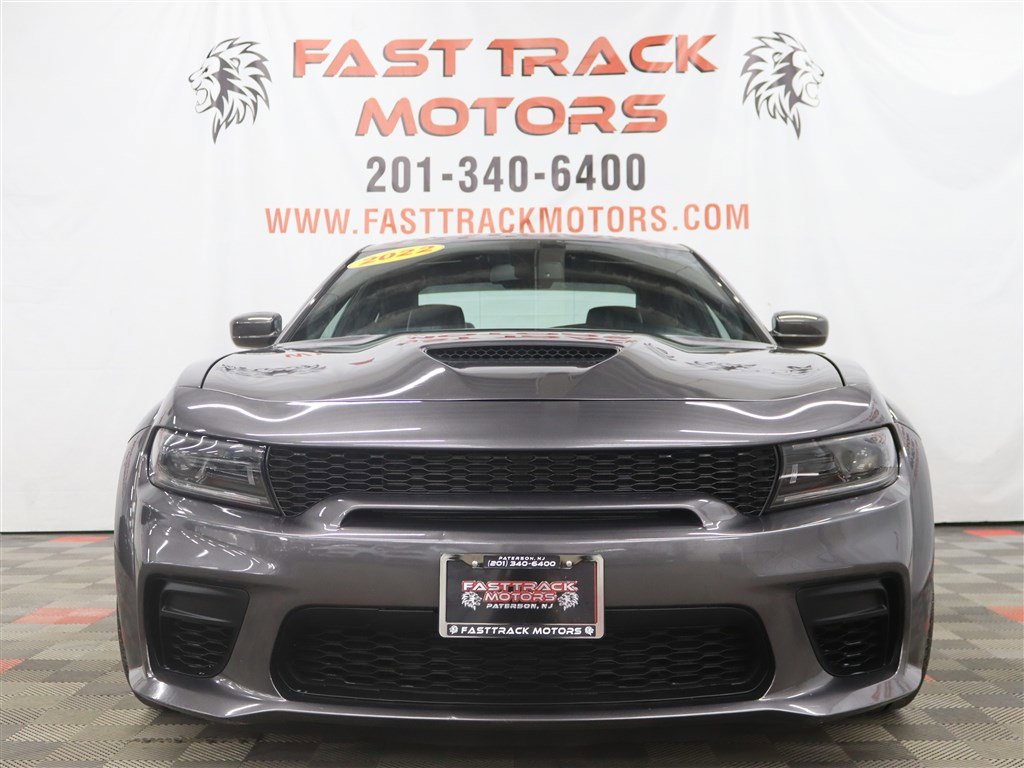 Used 2022 Dodge Charger Scat Pack image 2
