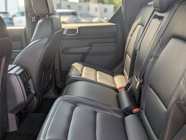 Used 2025 Ford Bronco Badlands AWD/4WD image 28