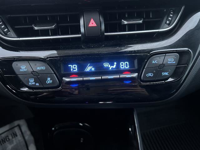 Used 2022 Toyota C-HR XLE image 17