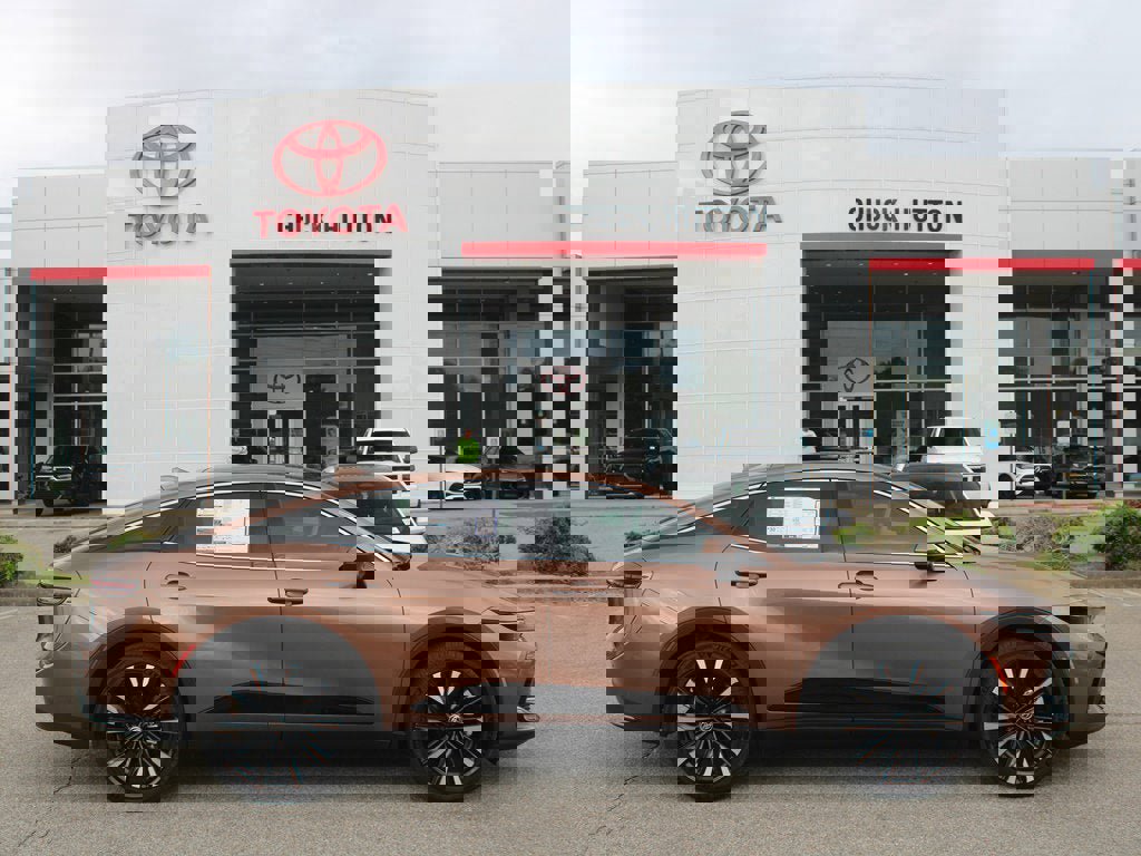 New 2026 Toyota Crown Platinum image 1