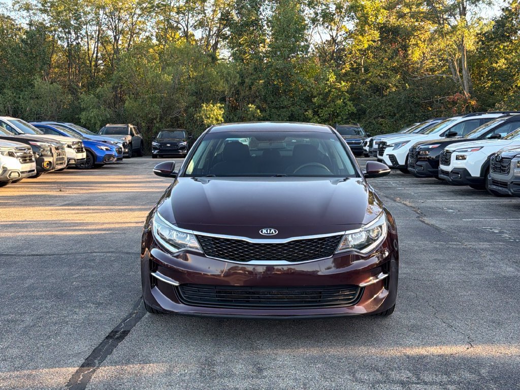 Used 2017 Kia Optima LX FWD image 2