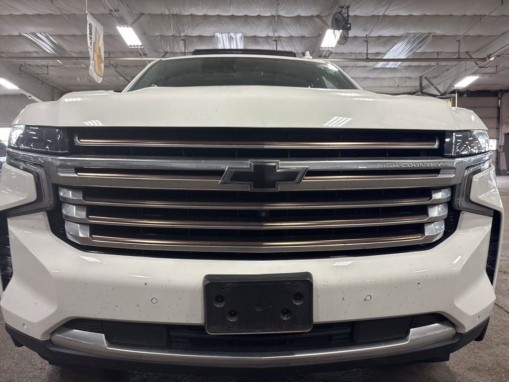 Used 2023 Chevrolet Tahoe High Country image 2