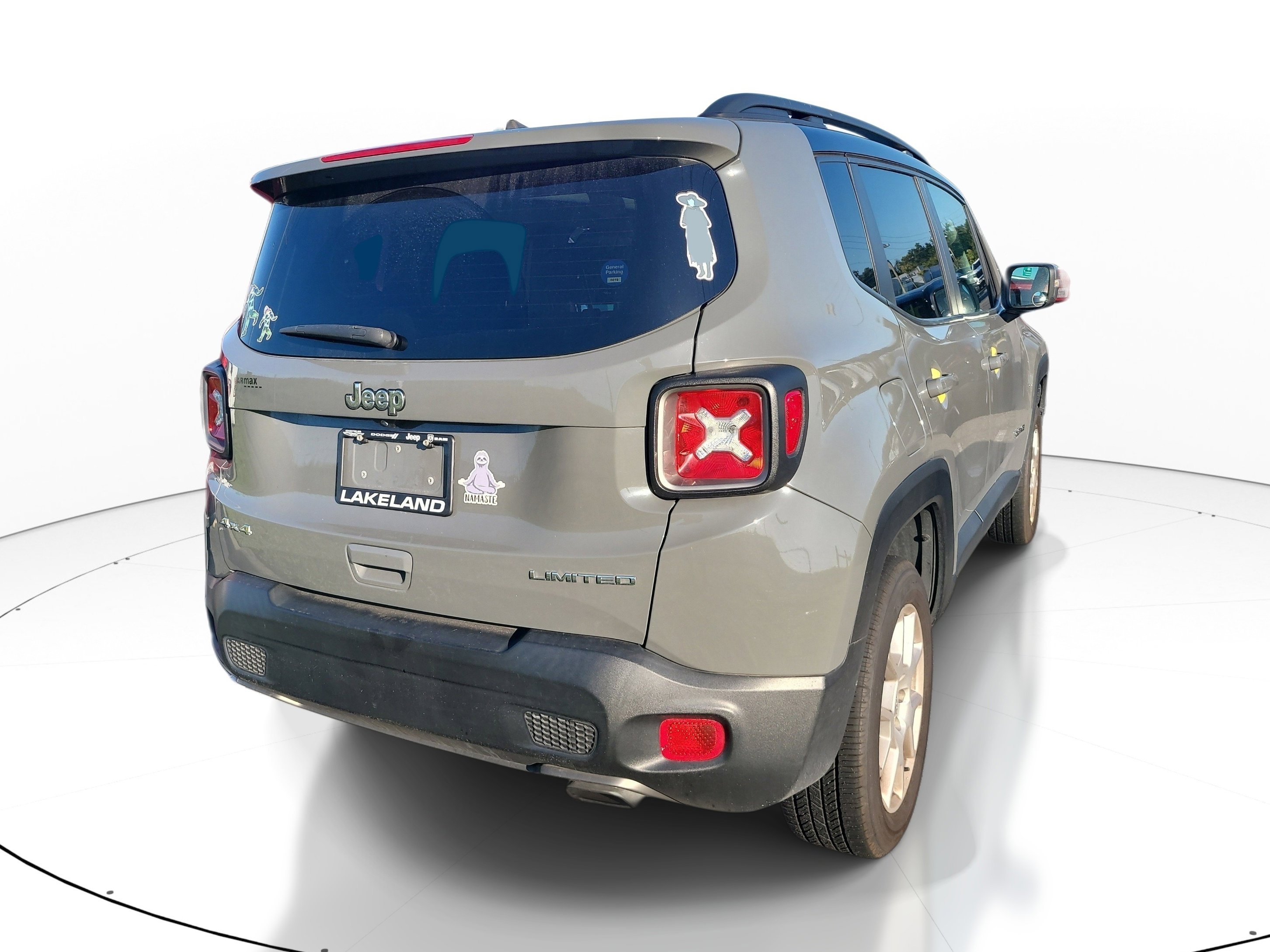 Used 2021 Jeep Renegade Limited w/ Sun & Sound Group AWD/4WD image 4