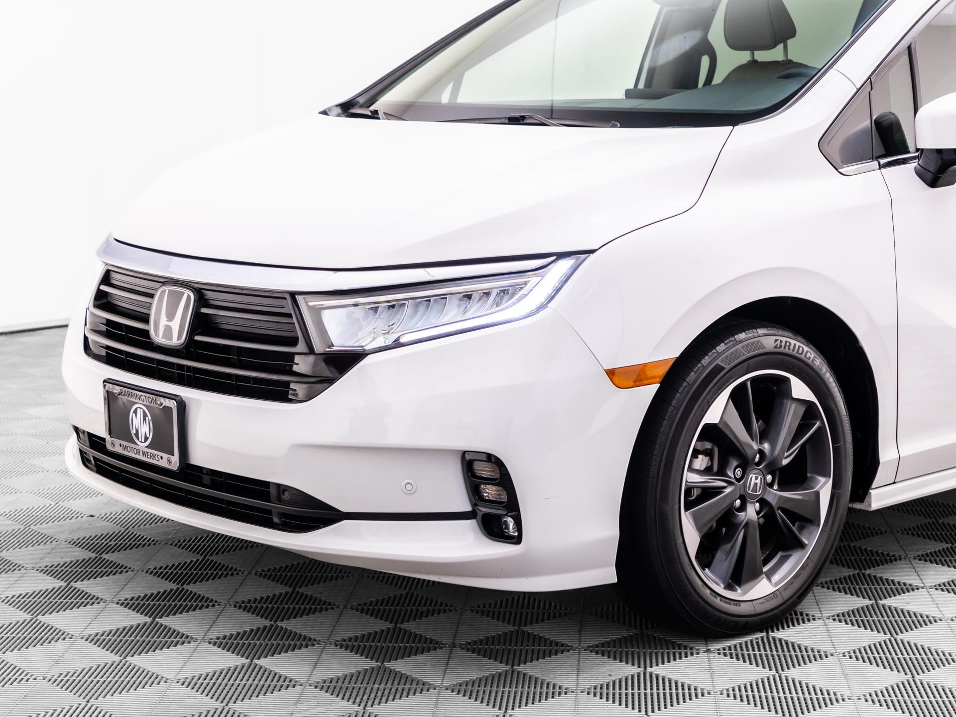 Used 2024 Honda Odyssey Elite image 43