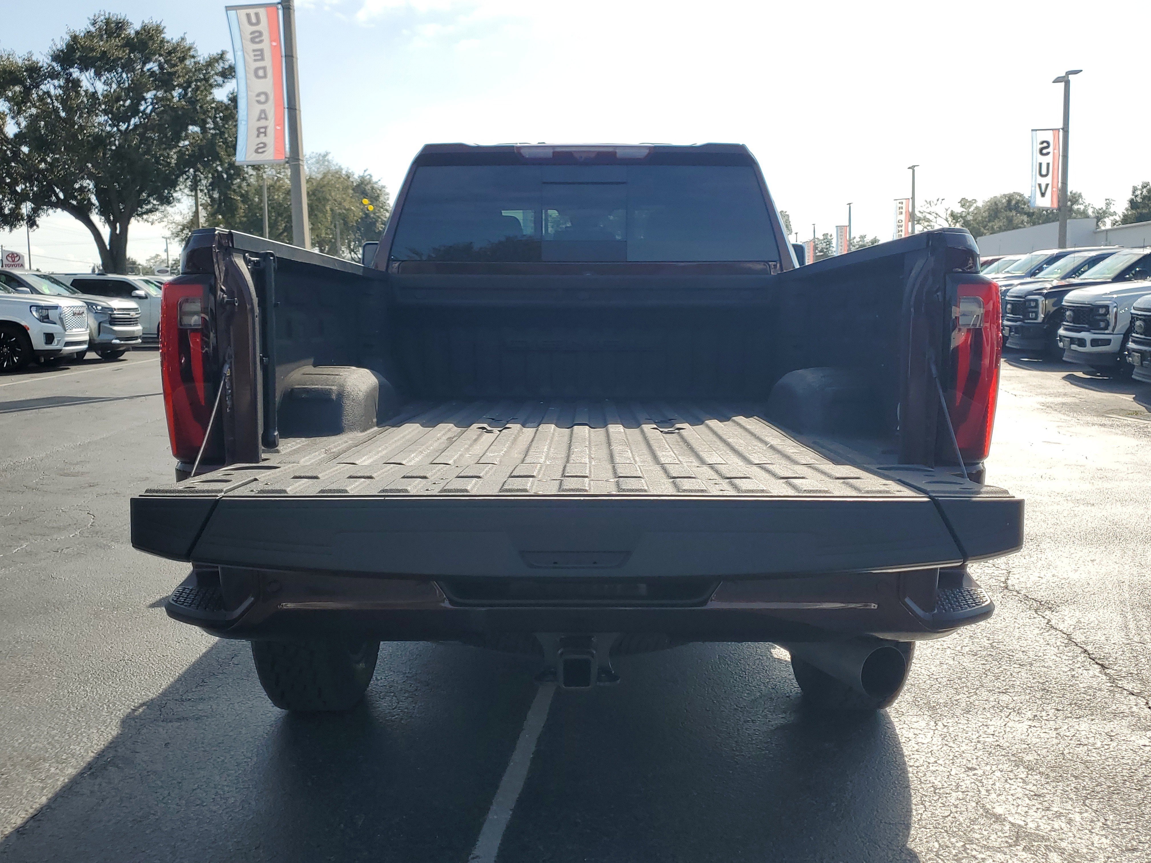 Used 2024 GMC Sierra 2500 Denali Ultimate image 10