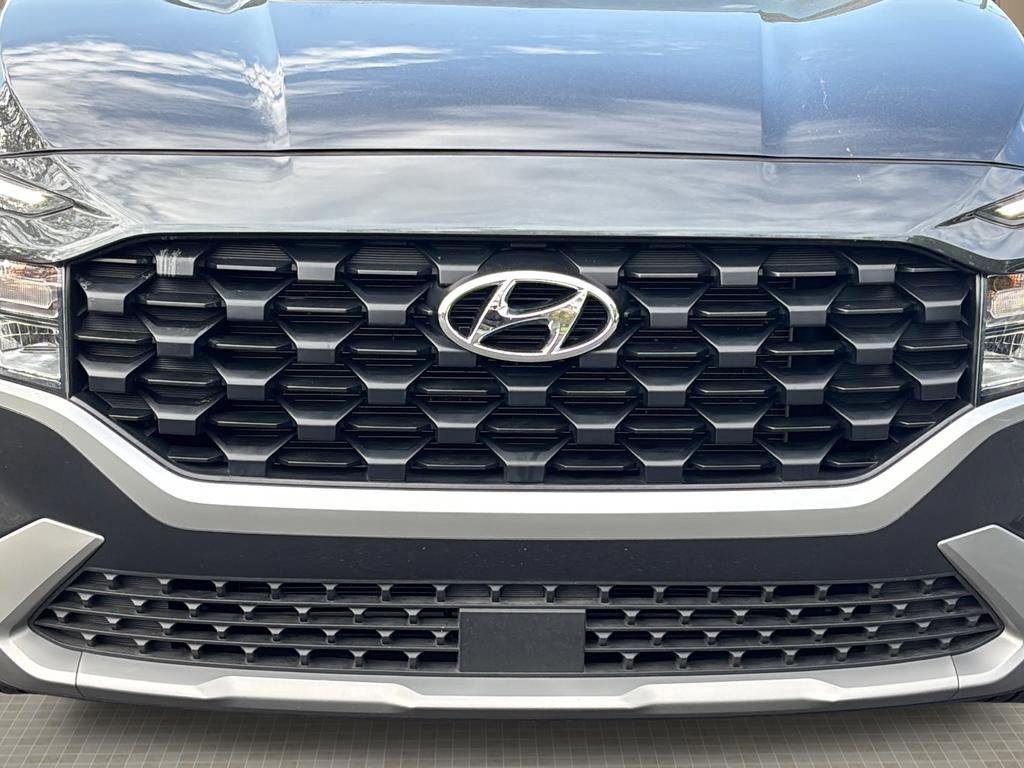 Certified 2023 Hyundai Santa Fe SE image 9