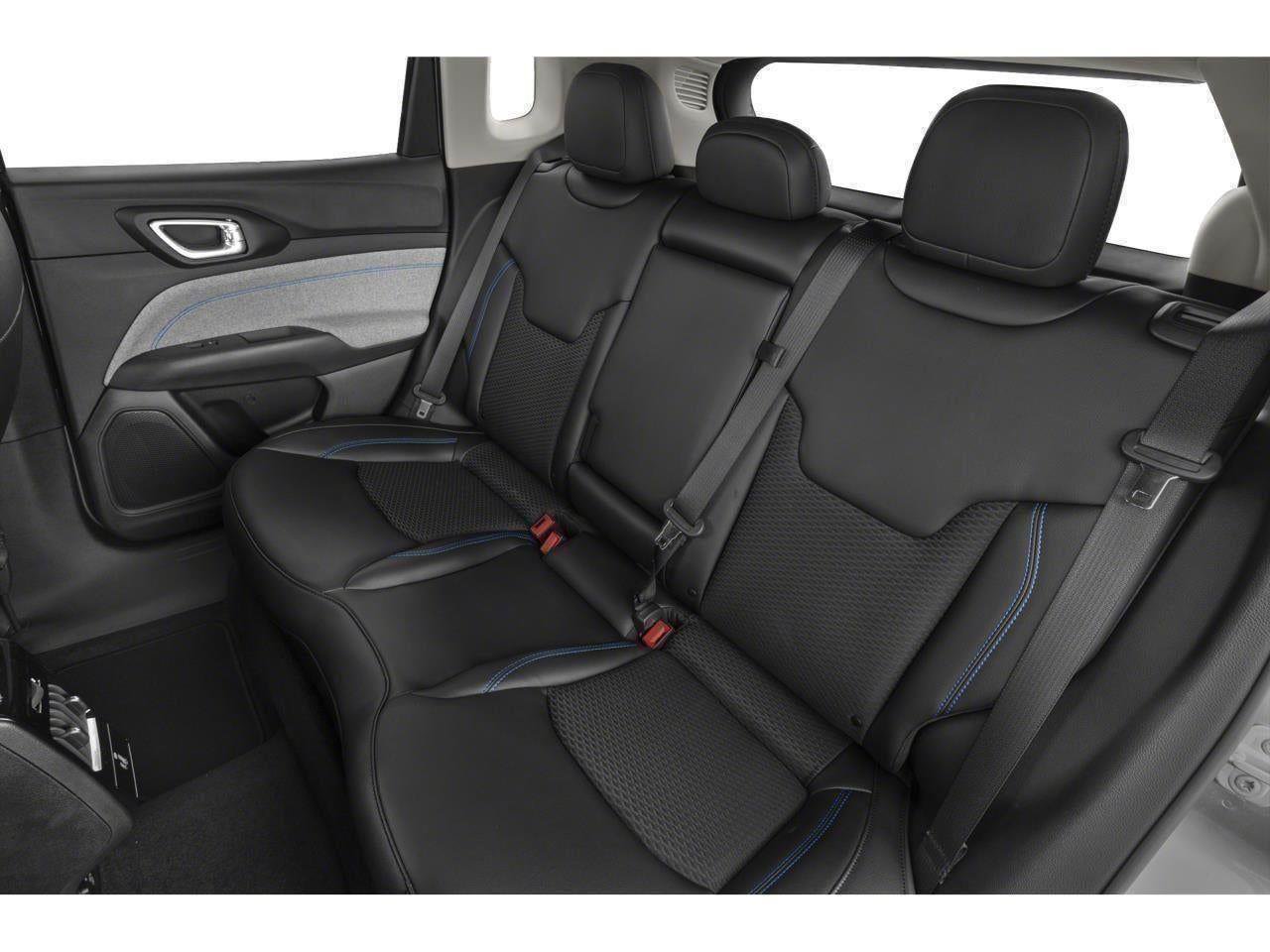 Used 2022 Jeep Compass Latitude w/ Convenience Group AWD/4WD image 85