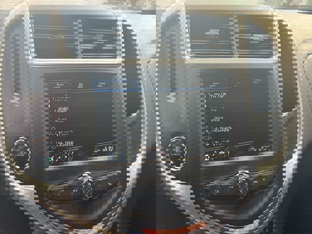 Used 2019 Chevrolet Sonic LT w/ Convenience Package FWD image 9